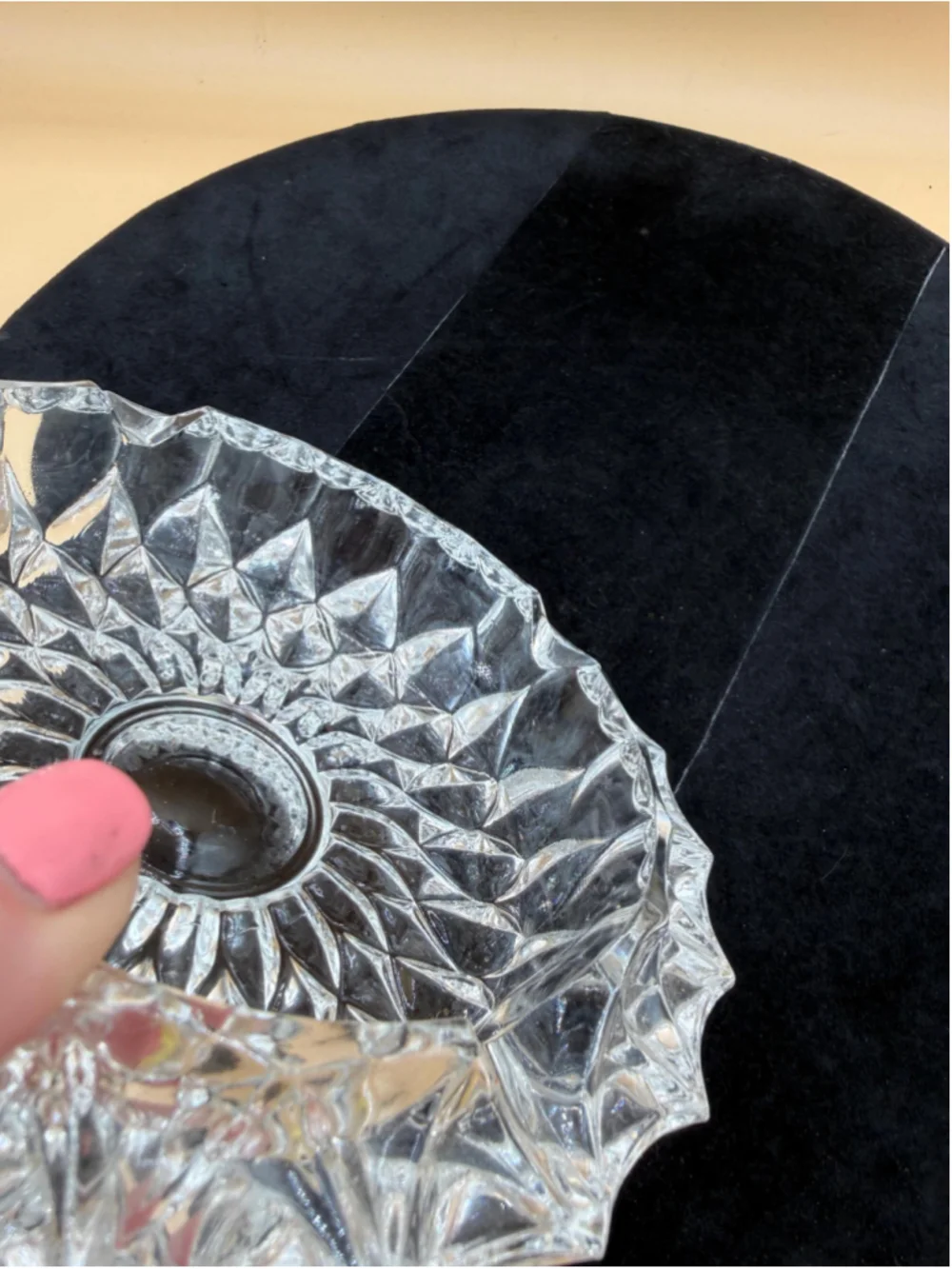 Vintage Clear Pressed Glass Serving Bowl Starburst Diamond Scalloped Rim 7.5&quo